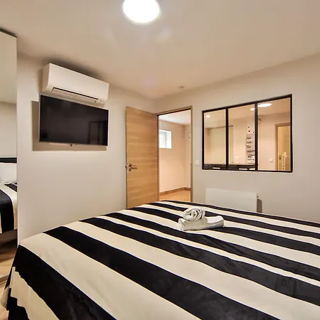 아파트 Blue Nights 49 파리