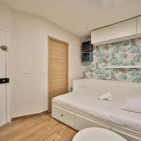 Apartamento Blue Nights 49 *