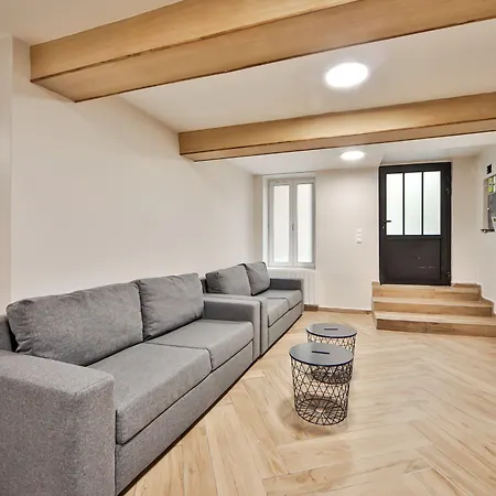 アパート Blue Nights 49 パリ